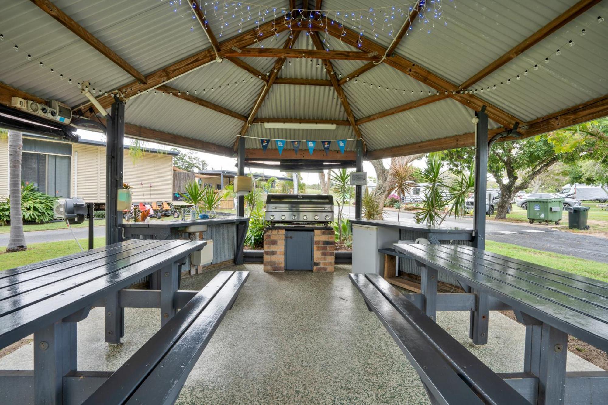 Tasman Holiday Parks - Fisherman'S Beach Emu Park Exterior foto